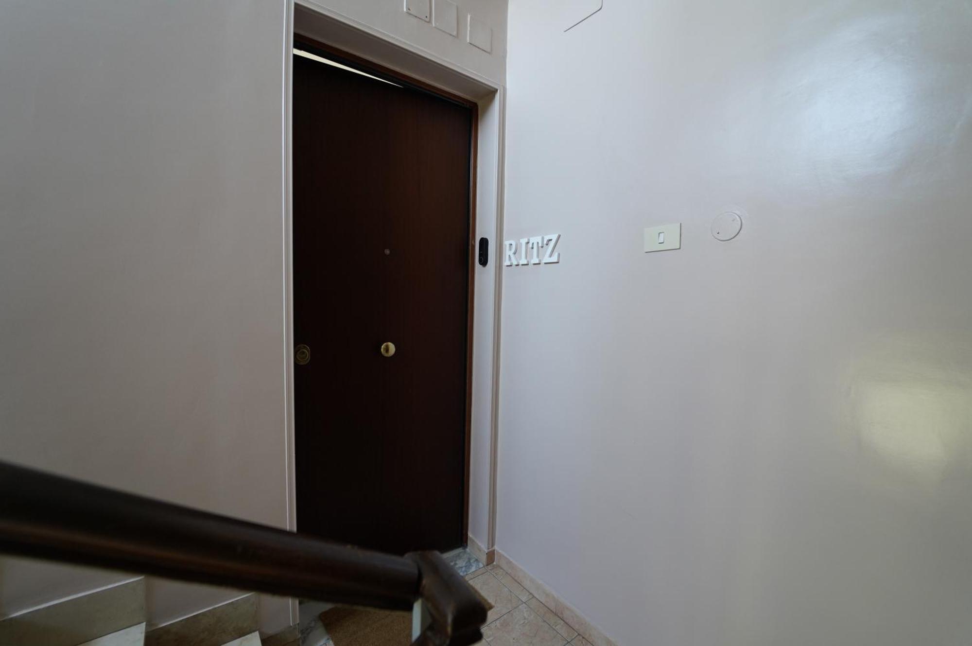 Ritz Salerno Apartamento Exterior foto
