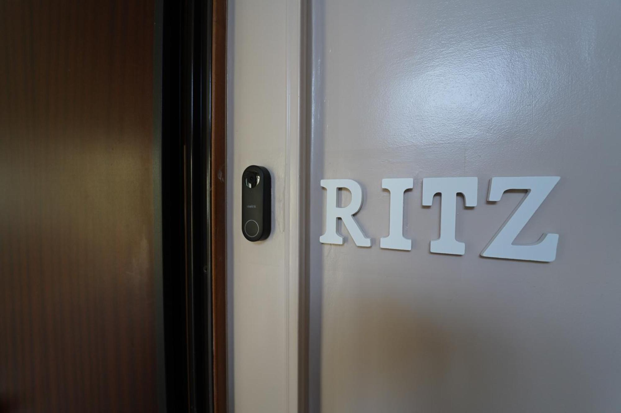 Ritz Salerno Apartamento Exterior foto